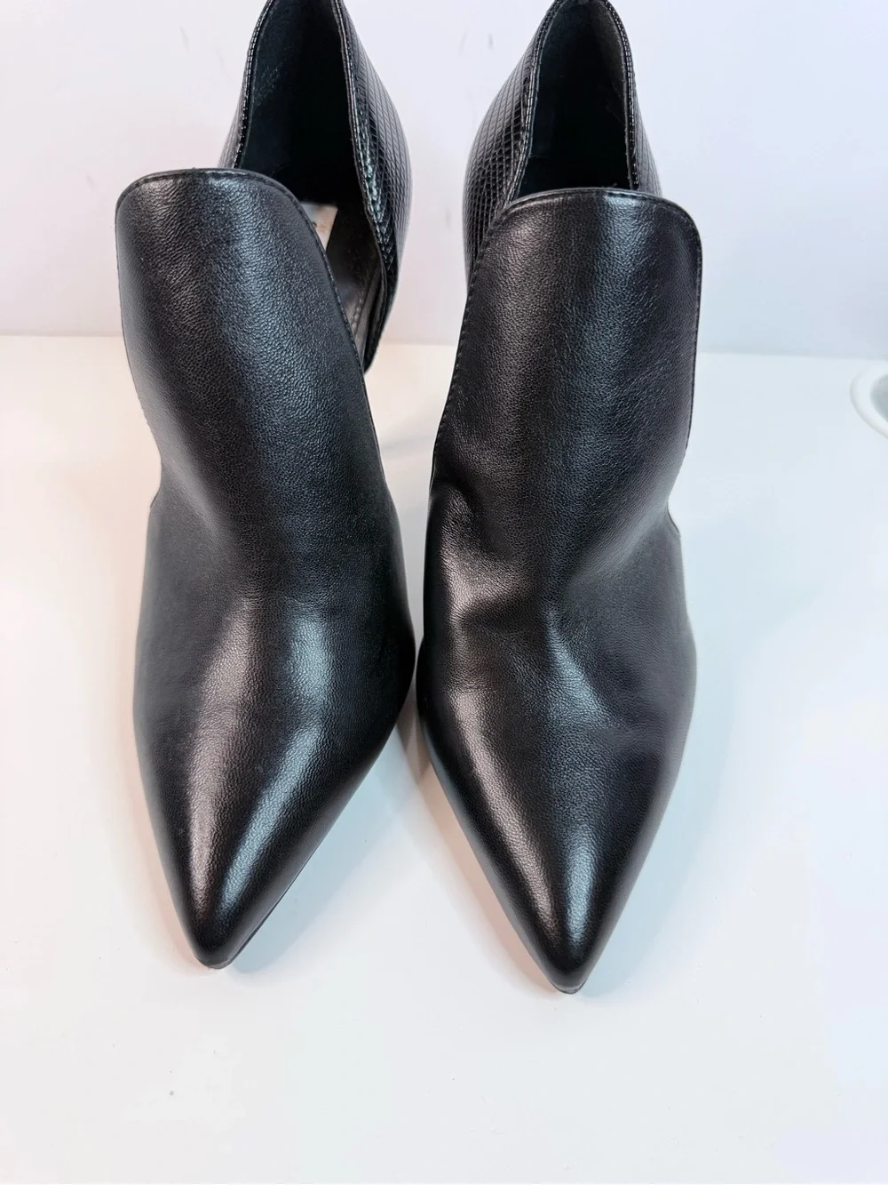 Steve Madden Black Croc-Embossed Pointed Toe D’Orsay Stiletto Pumps 8.5